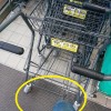 スーパーマーケット【ベイシア】のショッピングカートは膝が当たって押しにくい